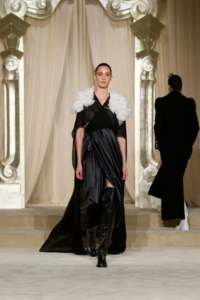 Look 43